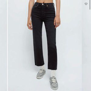 RE/DONE 70s High Rise Stove Pipe Jeans in Washed Noir - 28